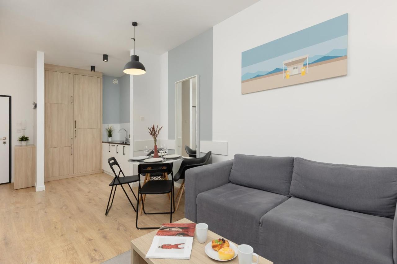 Wola Pet-Friendly Apartments With Ac Slawinska By Noclegi Renters 바르샤바 외부 사진