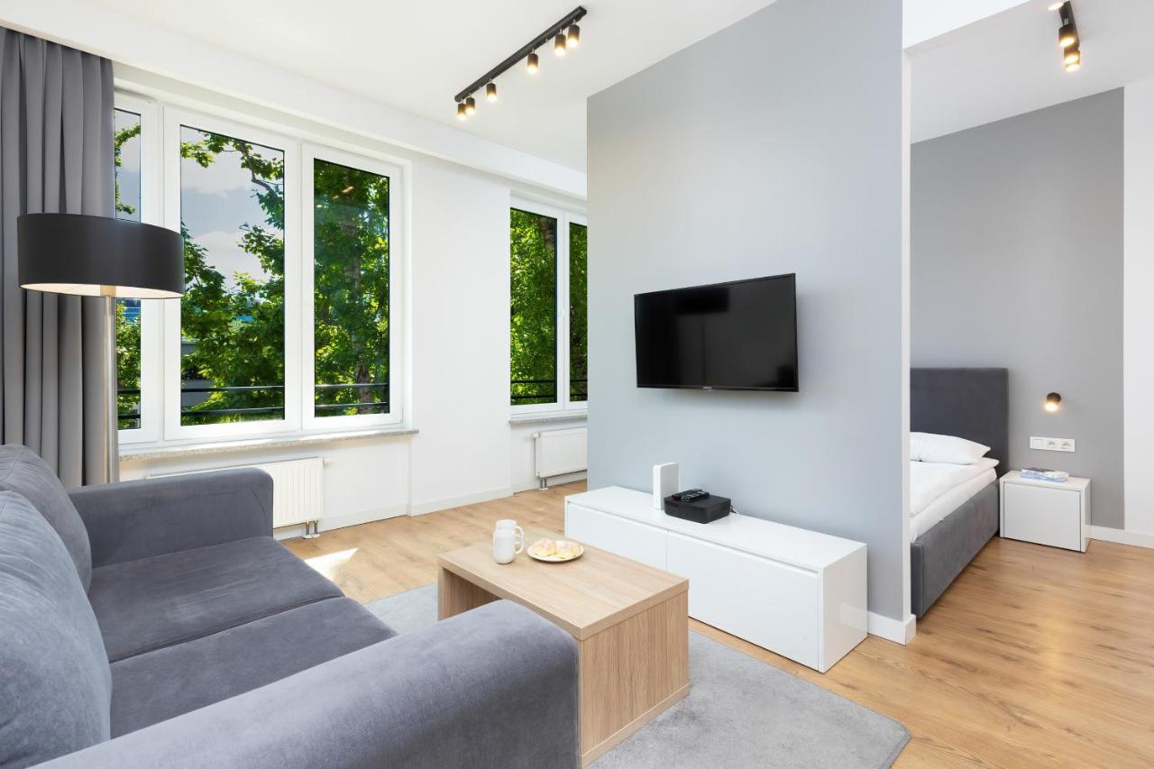 Wola Pet-Friendly Apartments With Ac Slawinska By Noclegi Renters 바르샤바 외부 사진